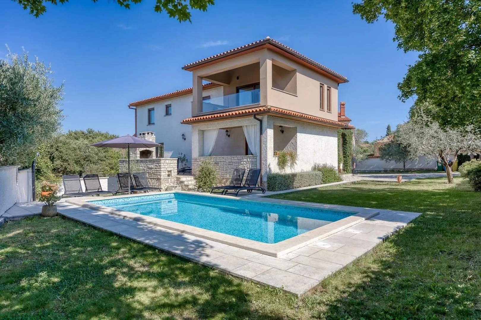 Holiday House Tina Marcana
